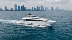 Buy a yacht CHAMELEON 2024