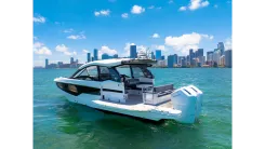 Продажа яхты Only 60 hrs! 37