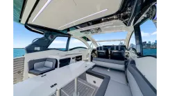 Продажа яхты Only 60 hrs! 375 GTO