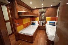 Купить яхту Sunshine - VERSILCRAFT в Shestakov Yacht Sales