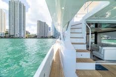 Buy a yacht SABI - Azimut Yachts