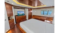 best yacht sales deals Knot Woke 85