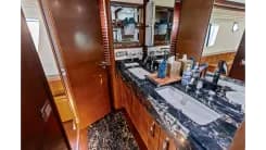 the best price on Knot Woke 2009