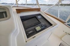 Buy a yacht TWIN TALES