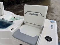 24' Everglades 2017 243 CC 2017