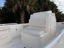 the best price on 24' Everglades 2017 243 CC 24