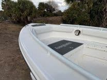 best yacht sales deals 24' Everglades 2017 243 CC 2017