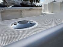 24' Everglades 2017 243 CC