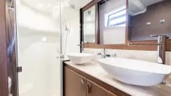 F4.9 F4.9 yacht sale