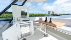 F4.9 - PRESTIGE yacht sale