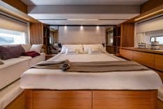 the best price on TEAM JAIG 53