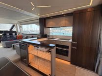 Sunseeker Manhattan 68 69 yacht sale