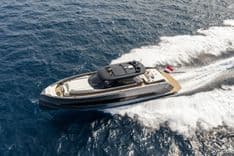 COOLR - STEELER YACHTS