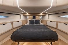 Buy a yacht COOLR - STEELER YACHTS