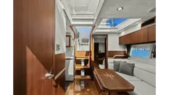 Купить BOARD ROOM 2017