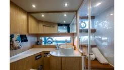 MONARCH - OKEAN YACHTS