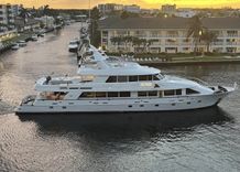 FAVOR - Crescent Custom Yachts