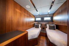 Buy a yacht PLAYA YXT 27