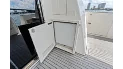 Купить яхту Aleniel 87' Motor Yacht в Shestakov Yacht Sales