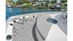 Купить яхту Aleniel 87' Motor Yacht в Shestakov Yacht Sales