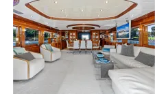 Buy a yacht Aleniel 87' Motor Yacht