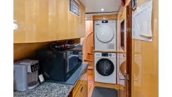 Aleniel 87' Motor Yacht