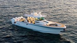 best yacht sales deals LIQUID LOUNGE - Blackfin