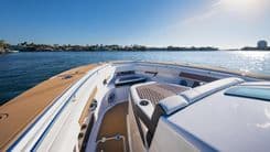 best yacht sales deals LIQUID LOUNGE 42