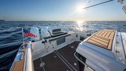 LIQUID LOUNGE - Blackfin price