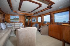 Купить яхту RAYS 82 в Shestakov Yacht Sales