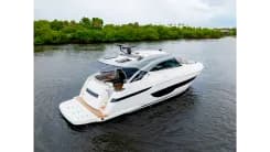 4600 SPORTS YACHT - Riviera