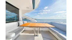 Buy a yacht Gravitas - Sunseeker