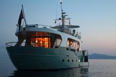 Buy a KALANI 82 at Shestakov Yacht Sales