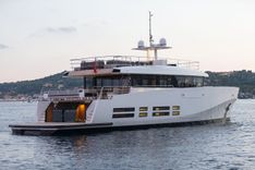 the best price on CASA Ace