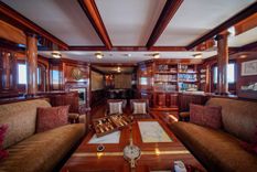 Buy a yacht Steel 180