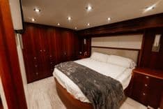 Лучшая цена на NEVER SAY NEVER 72