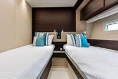 CLASS DISMISSED - Azimut Yachts