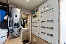 CLASS DISMISSED - Azimut Yachts