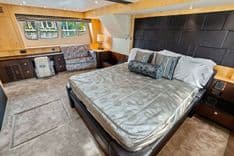 the best price on FUNSEEKER 88 Yacht