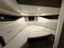 best yacht sales deals Momentum - SEA RAY