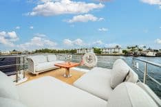 the best price on FARLO 60 Fly