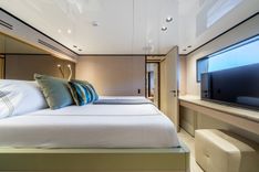 ACALI WIDERCAT 92 yacht sale