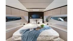 MANHATTAN 68 - Sunseeker