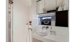 the best price on MANHATTAN 68 - Sunseeker