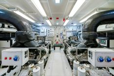 Продажа яхты MESMERIZE 2013