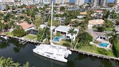 Купить Silhouette 800 - MYSTIQUE YACHTS