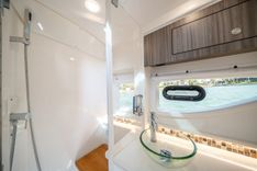 Tire King 39 yacht sale