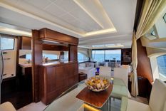 best yacht sales deals 2009 Azimut 75