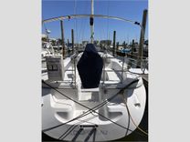 31' Catalina 2006 309 - Catalina Yachts price