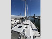 31' Catalina 2006 309 - Catalina Yachts yacht sale